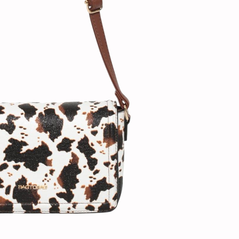 bag-to-bag-tsanta-xiasti-cow-print-bagtobag-btb0030-white-eccentricobags_2 bag to bag tsanta xiasti cow print bagtobag btb0030 white eccentricobags 2